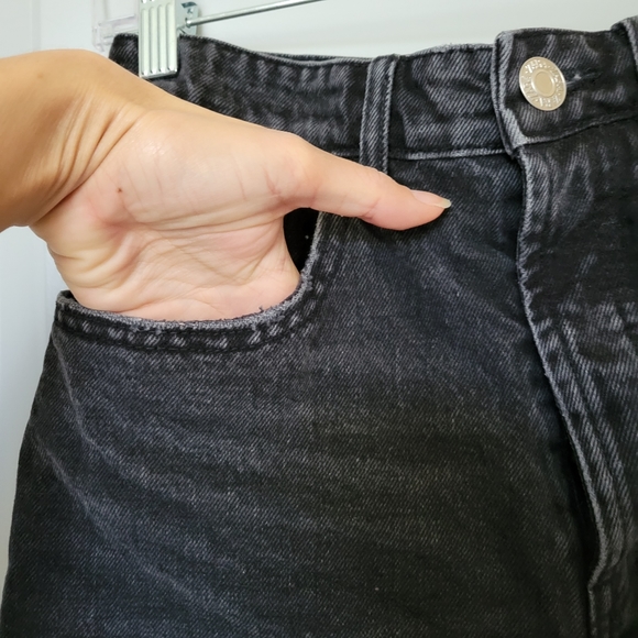 Zara High Rise Shorts - Picture 3 of 7